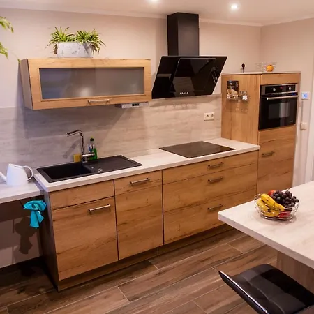 Rotbuche アパート Tannenberg